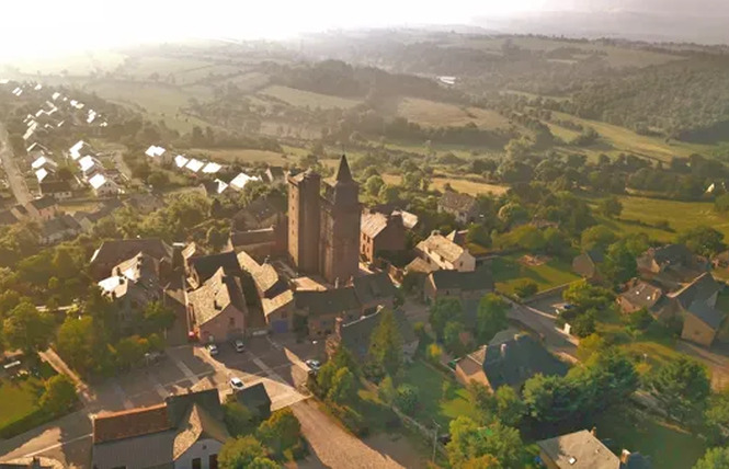 Sortie/atelier patrimoine et nature à Sainte-Radegonde : réalisation d'encres 3 - Rodez