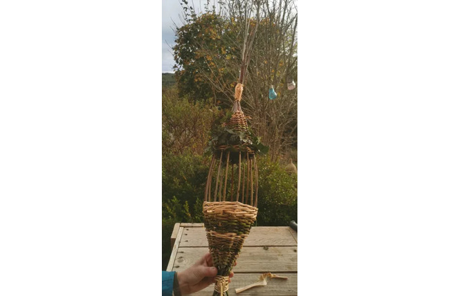 Atelier : Mangeoire pour oiseaux en vannerie sauvage 2 - Sainte-Radegonde